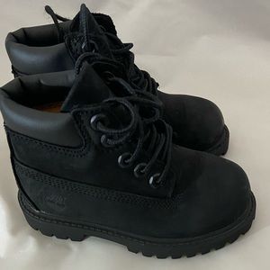 Toddler Boy Black Timberland Boots (size 7)